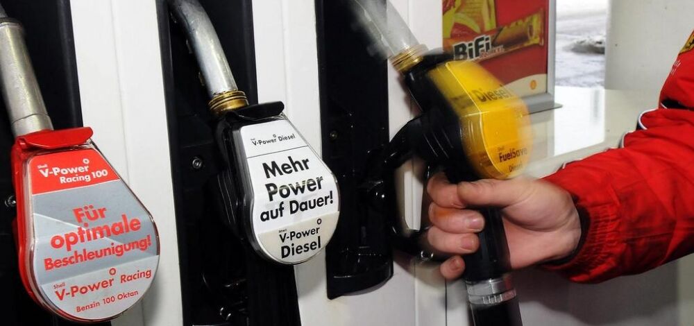 Explodierende Spritpreise: Endlich Maßnahmen zur Entlastung der Pendler umsetzen!