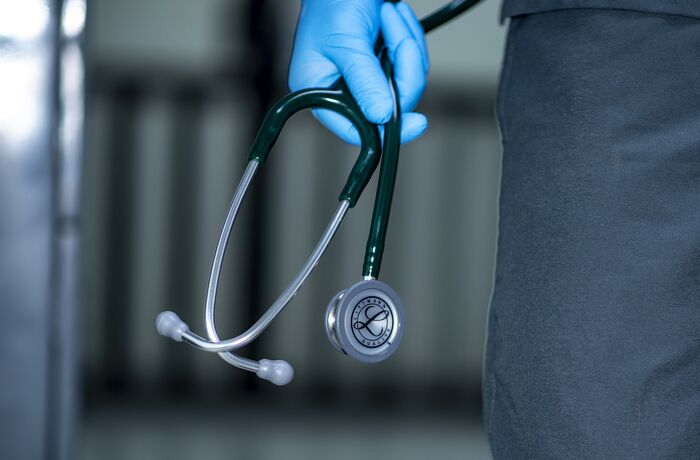 Gesperrte Betten in Landespitälern: Landesregierung hat auf allen Ebenen versagt!