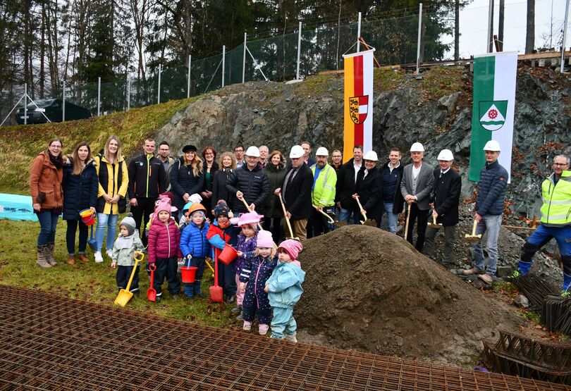 Kindergarten, Kleinkindgruppe und Ganztagsschule
