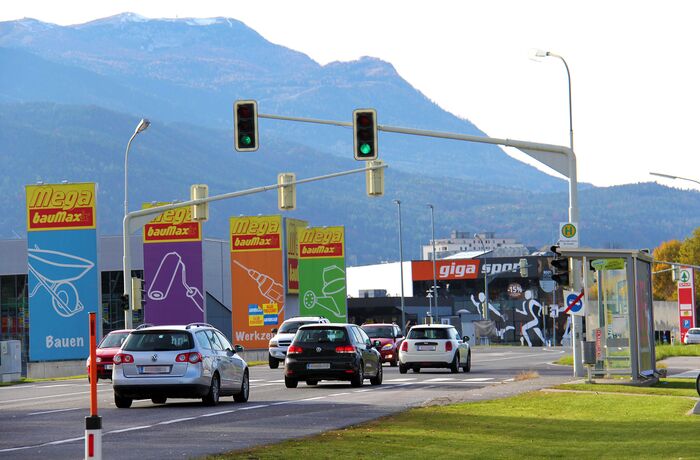 Neue Verkehrsregeln gleichen einem Feldzug gegen Autofahrer!